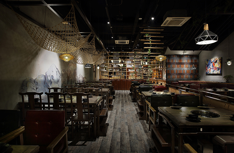 南京工裝公司火鍋店如何裝修 （附南京火鍋店裝修設(shè)計效果圖）